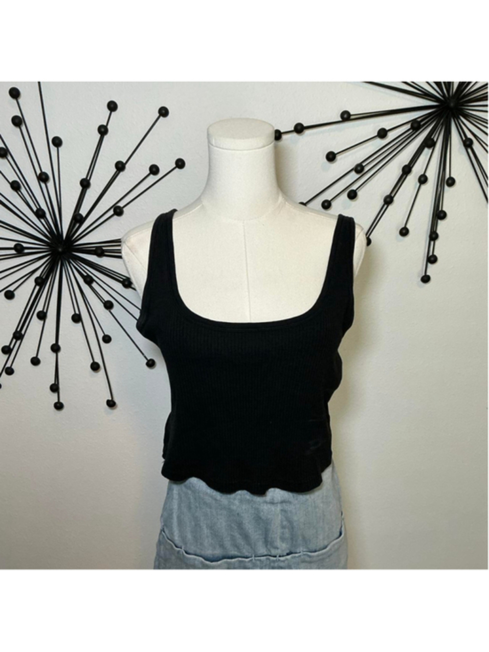Old Navy Black Ribbed Cropped Tank Top Size Large